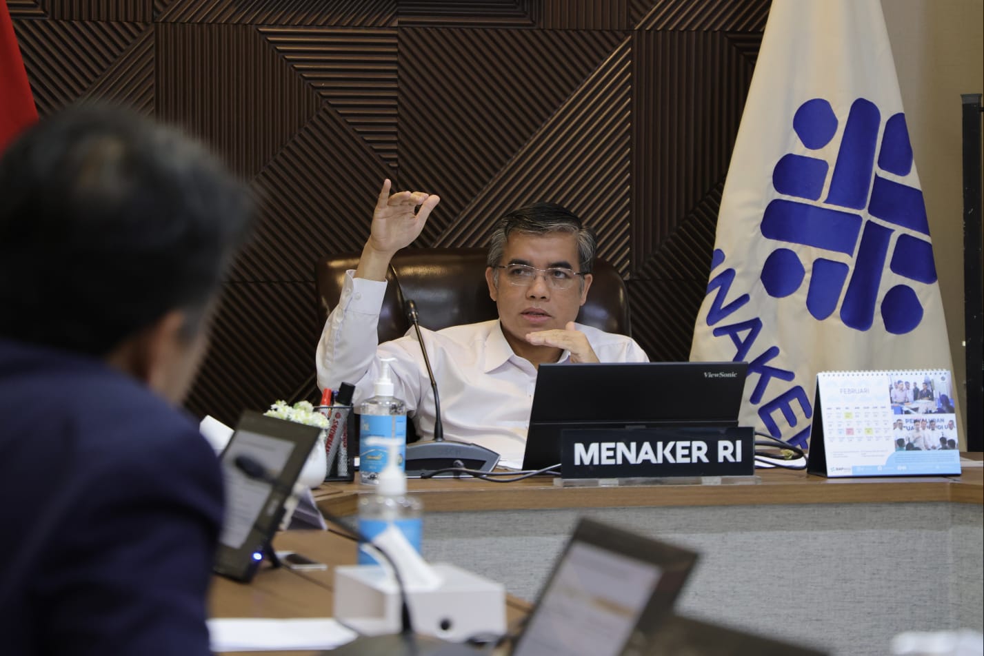 Menteri Ketenagakerjaan (Menaker), Yassierli menegaskan, penguatan pemagangan yang terintegrasi dengan sertifikasi kompetensi merupakan strategi penting untuk meningkatkan kualitas sumber daya manusia Indonesia.