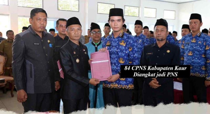Pengambilan sumpah/janji dan pelantikan tersebut dilakukan langsung oleh Wakil Bupati Kaur Abdul Hamid, S.Pd.I, yang didampingi Sekretaris Daerah Kabupaten Kaur Dr. Nasrur Rahman, S.Hut, M.Si, Asisten III Bidang Administrasi Umum Ir. Herwan, M.Si, serta Kepala BKD-PSDM Sastriana, SSTP, M.Si.