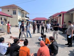Rekonstruksi Kasus Penusukan hingga Tewas gegara Cekcok Pemuda